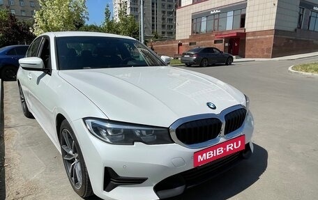 BMW 3 серия, 2021 год, 3 600 000 рублей, 8 фотография