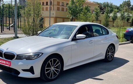 BMW 3 серия, 2021 год, 3 600 000 рублей, 6 фотография