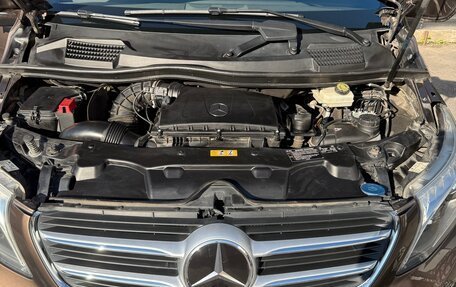 Mercedes-Benz V-Класс, 2017 год, 5 100 000 рублей, 4 фотография