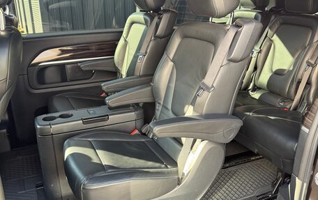 Mercedes-Benz V-Класс, 2017 год, 5 100 000 рублей, 13 фотография