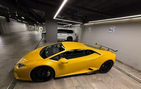 Lamborghini Huracán, 2017 год, 23 000 000 рублей, 5 фотография