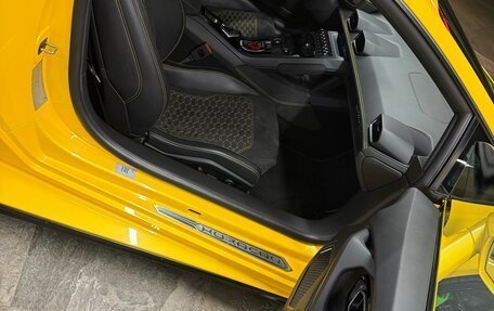 Lamborghini Huracán, 2017 год, 23 000 000 рублей, 10 фотография