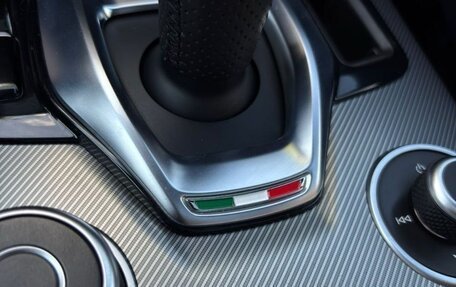 Alfa Romeo Stelvio, 2020 год, 3 340 000 рублей, 26 фотография