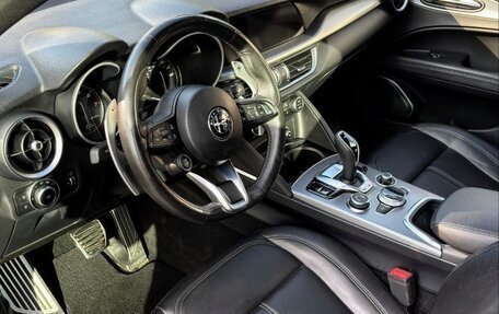 Alfa Romeo Stelvio, 2020 год, 3 340 000 рублей, 23 фотография