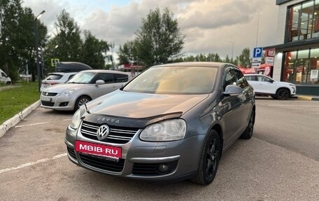 Volkswagen Jetta VI, 2010 год, 487 000 рублей, 3 фотография