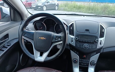 Chevrolet Cruze II, 2013 год, 689 000 рублей, 7 фотография
