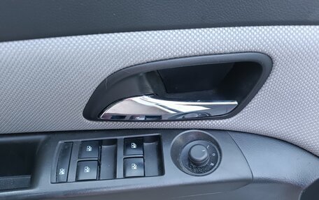Chevrolet Cruze II, 2013 год, 689 000 рублей, 13 фотография