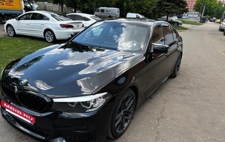 BMW 5 серия, 2018 год, 2 800 000 рублей, 2 фотография