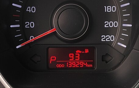KIA Rio III рестайлинг, 2014 год, 995 000 рублей, 20 фотография