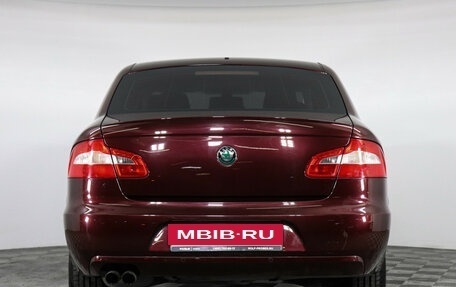 Skoda Superb III рестайлинг, 2012 год, 1 049 000 рублей, 6 фотография