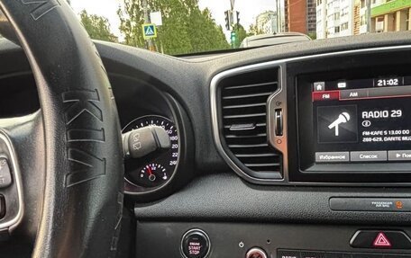 KIA Sportage IV рестайлинг, 2017 год, 1 850 000 рублей, 3 фотография