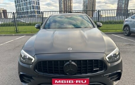 Mercedes-Benz E-Класс AMG, 2021 год, 8 300 000 рублей, 2 фотография