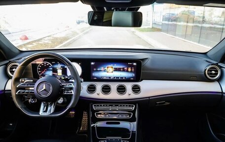 Mercedes-Benz E-Класс AMG, 2021 год, 8 300 000 рублей, 35 фотография