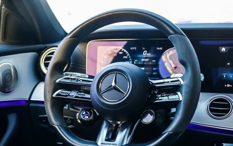 Mercedes-Benz E-Класс AMG, 2021 год, 8 300 000 рублей, 31 фотография
