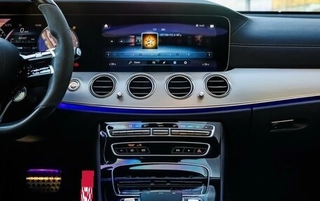 Mercedes-Benz E-Класс AMG, 2021 год, 8 300 000 рублей, 33 фотография