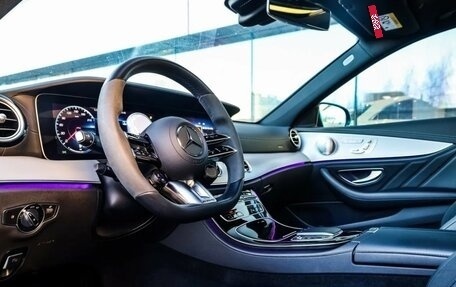 Mercedes-Benz E-Класс AMG, 2021 год, 8 300 000 рублей, 34 фотография