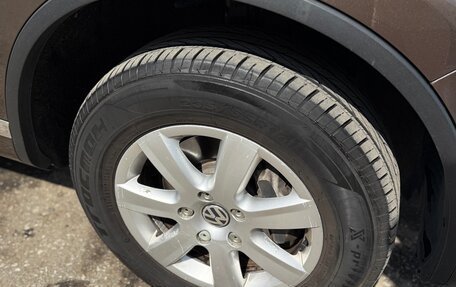 Volkswagen Touareg III, 2011 год, 2 000 000 рублей, 13 фотография