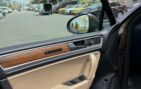 Volkswagen Touareg III, 2011 год, 2 000 000 рублей, 18 фотография