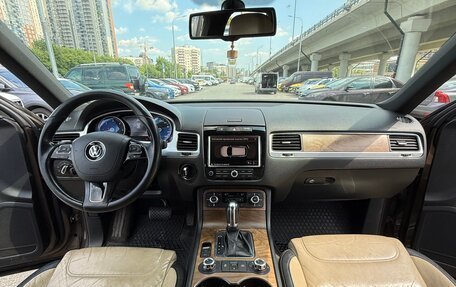 Volkswagen Touareg III, 2011 год, 2 000 000 рублей, 21 фотография