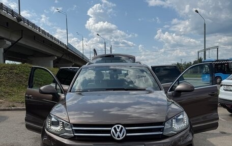 Volkswagen Touareg III, 2011 год, 2 000 000 рублей, 16 фотография
