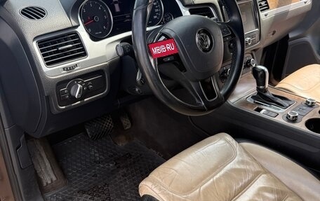Volkswagen Touareg III, 2011 год, 2 000 000 рублей, 37 фотография