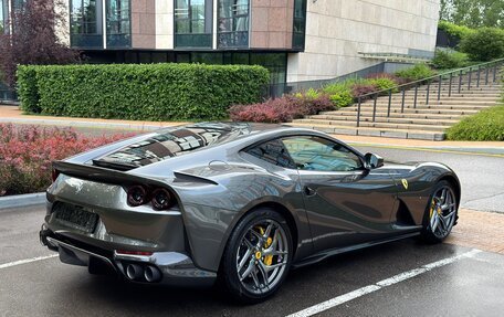 Ferrari 812, 2020 год, 31 000 000 рублей, 7 фотография