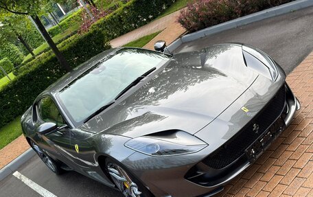 Ferrari 812, 2020 год, 31 000 000 рублей, 13 фотография