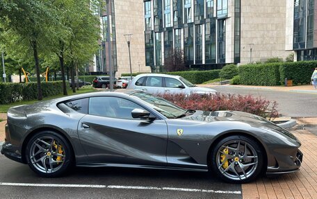 Ferrari 812, 2020 год, 31 000 000 рублей, 8 фотография