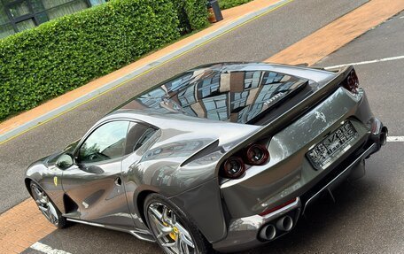 Ferrari 812, 2020 год, 31 000 000 рублей, 17 фотография