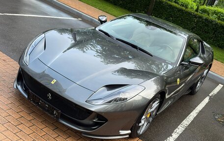 Ferrari 812, 2020 год, 31 000 000 рублей, 15 фотография