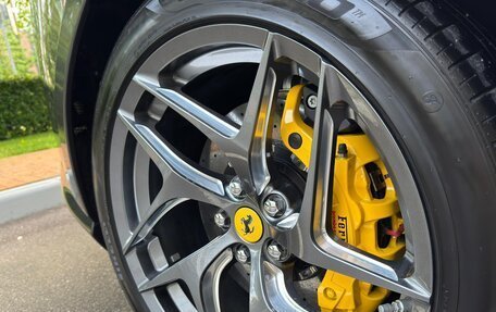 Ferrari 812, 2020 год, 31 000 000 рублей, 20 фотография