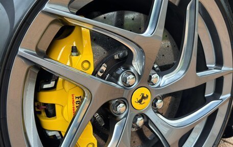Ferrari 812, 2020 год, 31 000 000 рублей, 19 фотография