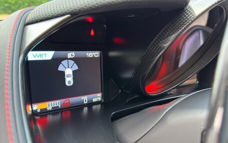 Ferrari 812, 2020 год, 31 000 000 рублей, 26 фотография