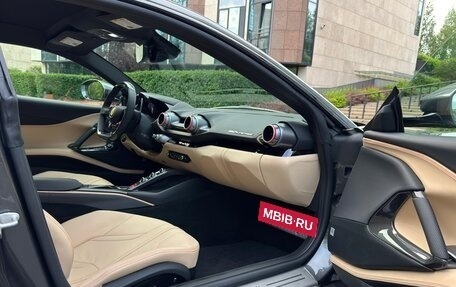 Ferrari 812, 2020 год, 31 000 000 рублей, 31 фотография