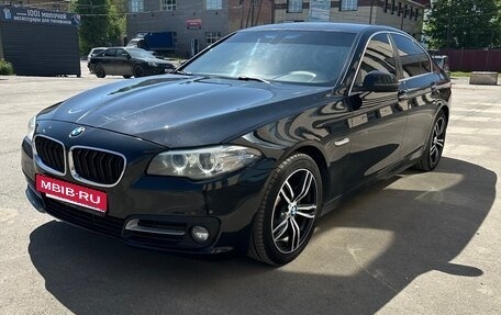 BMW 5 серия, 2014 год, 1 950 000 рублей, 2 фотография