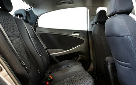 Hyundai Solaris II рестайлинг, 2015 год, 899 000 рублей, 17 фотография
