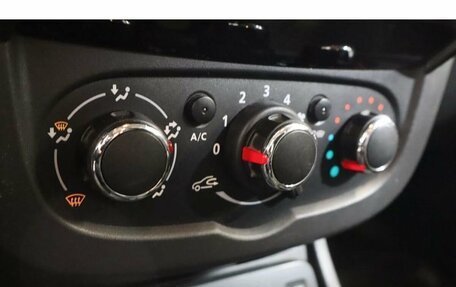 Renault Duster I рестайлинг, 2017 год, 1 050 000 рублей, 11 фотография