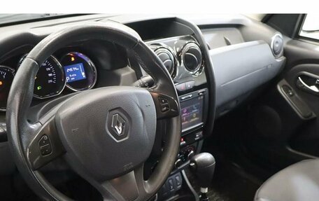 Renault Duster I рестайлинг, 2017 год, 1 050 000 рублей, 6 фотография