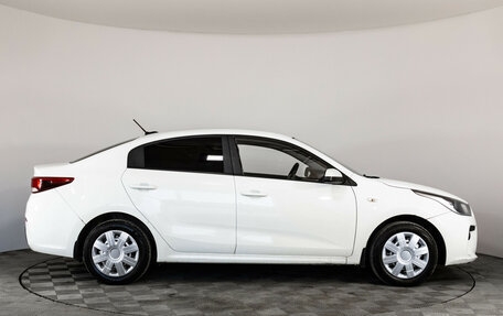 KIA Rio IV, 2017 год, 899 000 рублей, 4 фотография