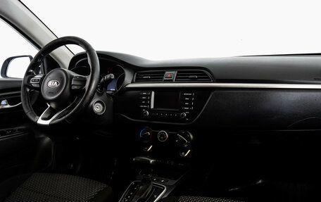 KIA Rio IV, 2017 год, 899 000 рублей, 9 фотография
