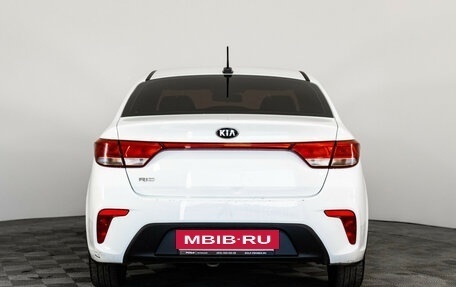 KIA Rio IV, 2017 год, 899 000 рублей, 6 фотография