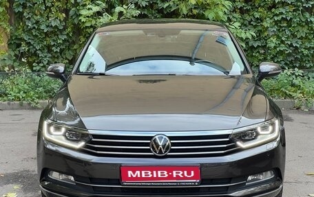 Volkswagen Passat B8 рестайлинг, 2015 год, 2 550 000 рублей, 1 фотография
