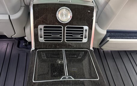 Land Rover Range Rover IV рестайлинг, 2019 год, 12 500 000 рублей, 11 фотография