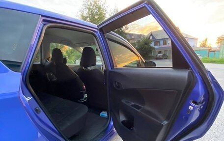 Toyota Ractis II, 2015 год, 1 150 000 рублей, 10 фотография