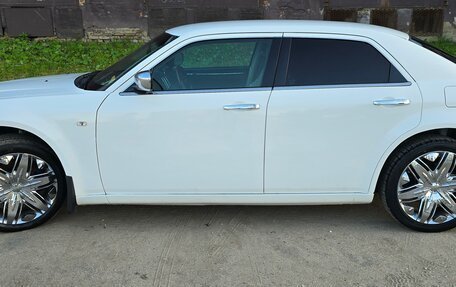 Chrysler 300C II, 2006 год, 1 200 000 рублей, 3 фотография