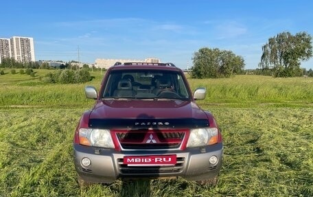Mitsubishi Pajero III рестайлинг, 2005 год, 1 299 000 рублей, 2 фотография