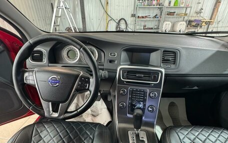 Volvo S60 III, 2011 год, 900 000 рублей, 14 фотография