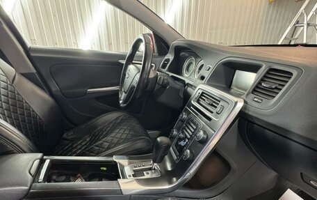Volvo S60 III, 2011 год, 900 000 рублей, 17 фотография