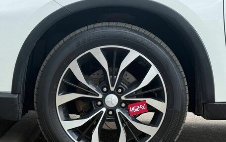 Mitsubishi Outlander III рестайлинг 3, 2015 год, 1 460 000 рублей, 25 фотография