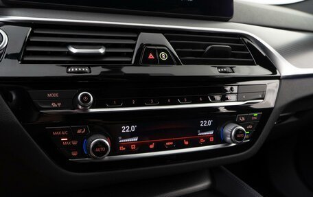 BMW 5 серия, 2021 год, 5 520 000 рублей, 12 фотография